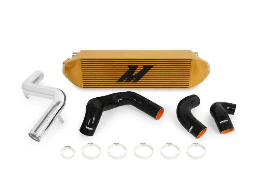 Aktuální Mishimoto závodní intercooler kit pro Ford Focus ST (2012-), barevná varianta černá, barva trubky černá