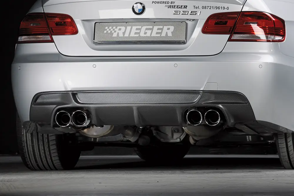 Výhodná Nabídka Rieger vložka zadního nárazníku pro BMW řada 3 E92, E93 kabriolet, kupé vč. faceliftu, plast ABS s povrchovou úpravou Carbon-Look, pro dvojité koncovky na obou stranách 4x90 mm