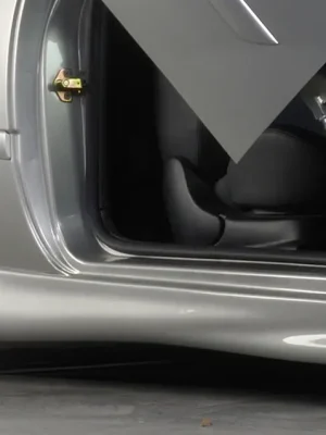 Cenový Hit Rieger boční práh mont. strana pravá pro Ford Focus 1 5-dvéř., r.v. 11/01-, 98-10/01, plast ABS bez povrchové úpravy