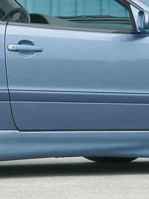 Vysoce Kvalitní Rieger boční práh mont. strana pravá pro Mercedes CLK W208 kabriolet, kupé, plast ABS bez povrchové úpravy