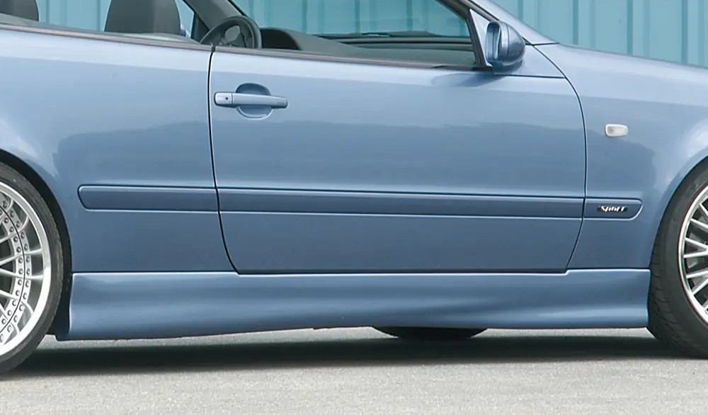 Vysoce Kvalitní Rieger boční práh mont. strana pravá pro Mercedes CLK W208 kabriolet, kupé, plast ABS bez povrchové úpravy