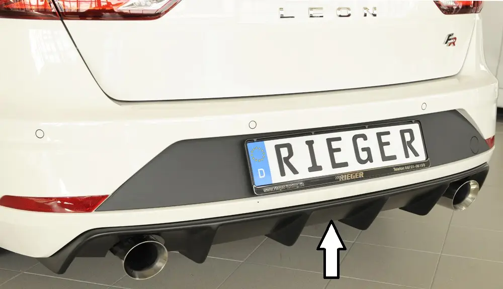 Rieger vložka zadního nárazníku pro Seat Leon FR 5F 5-dvéř. (ST/Combi) po faceliftu, plast ABS bez povrchové úpravy, pro sportovní koncovky na obou stranách 100 mm Hit Sezóny