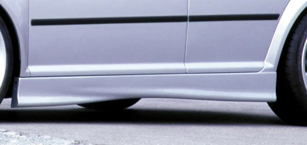 Rychlé Dodání Rieger boční práh mont. strana pravá pro Volkswagen Golf 4 1J kabriolet, r.v. 10/97-03, plast ABS bez povrchové úpravy