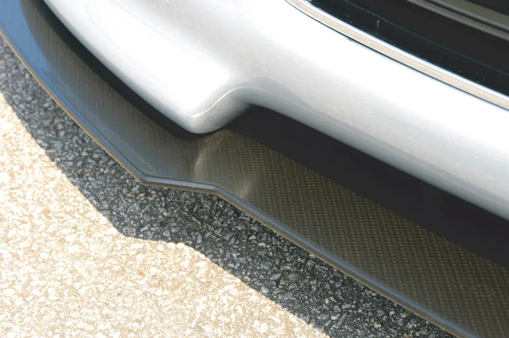 Rieger lipa pod přední nárazník pro Volkswagen Golf 5 1K R32, plast ABS s povrchovou úpravou Carbon-Look, "straight version" Výhodná Nabídka