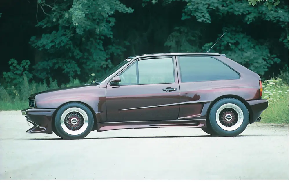 Rychlé Dodání Rieger boční díl widebody II pro Volkswagen Polo 2/3 kupé, 75-94, GFK (laminát), mont. strana pravá