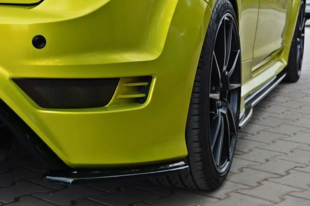 Maxton Design boční difuzory pod zadní nárazník pro Ford Focus RS Mk2, černý lesklý plast ABS Výhodná Nabídka