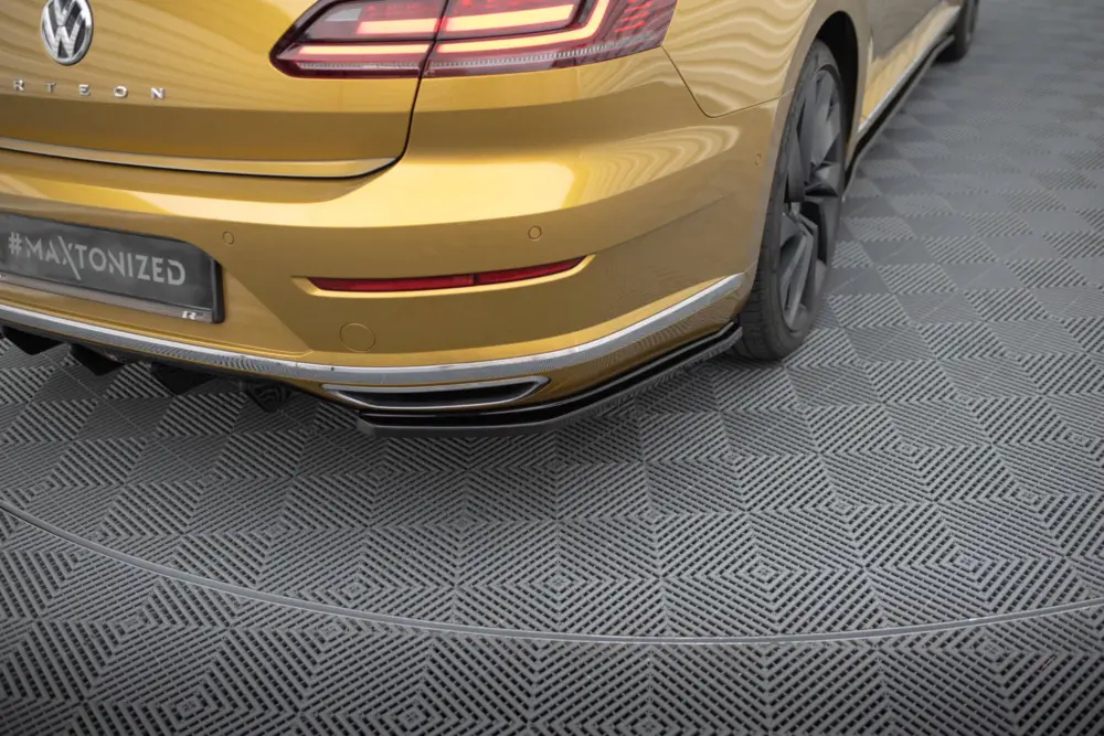 Maxton Design boční difuzory pod zadní nárazník pro Volkswagen Arteon, černý lesklý plast ABS Novinka