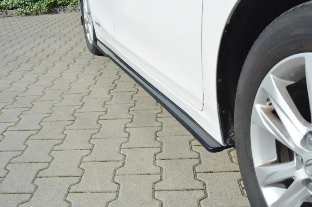 Maxton Design difuzory pod boční prahy pro Lexus CT Mk1 Facelift, černý lesklý plast ABS Vrácení Zdarma