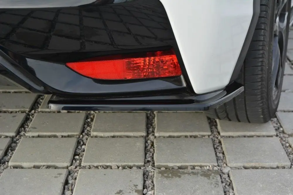 Maxton Design boční difuzory pod zadní nárazník pro Honda Civic Mk9, černý lesklý plast ABS Akce