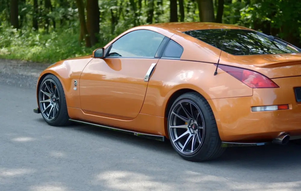 Maxton Design difuzory pod boční prahy pro Nissan 350Z, černý lesklý plast ABS Tovární Cena