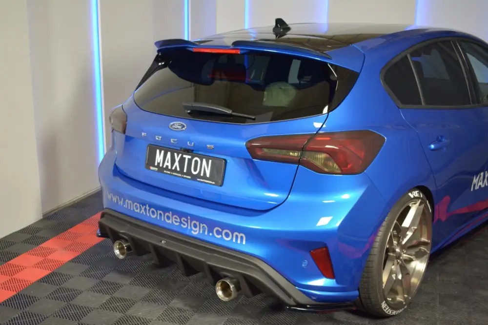 Novinka Maxton Design prodloužení spoileru ver.3 pro Ford Focus Mk4, černý lesklý plast ABS