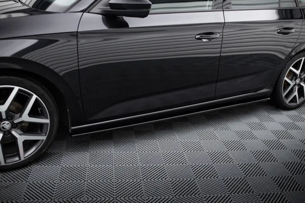 Nejlepší Volba Maxton Design difuzory pod boční prahy pro Škoda Scala, černý lesklý plast ABS