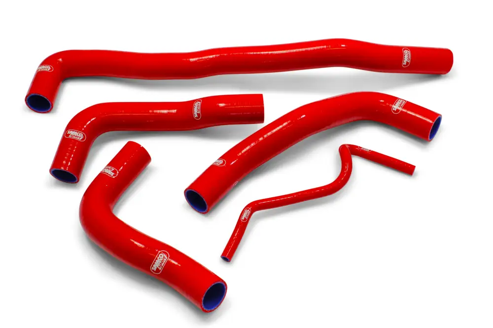 Samco Sport 5-dílná sada silikonových hadic pro vedení chladicí kapaliny pro Mazda MX5 (Miata) ND 12/2016 - on 2.0l 16v RF (VPR), JDM, barva samco blaze (černá s plameny) Kup Teď