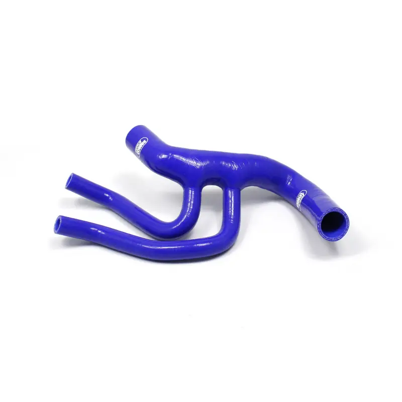 Finální Výprodej Samco Sport silikonová hadice pro vedení chladicí kapaliny pro Peugeot 106 S161.6 16v (Top Radiator Hose With Oil Cooler Take Off's), barva gunmetal šedá