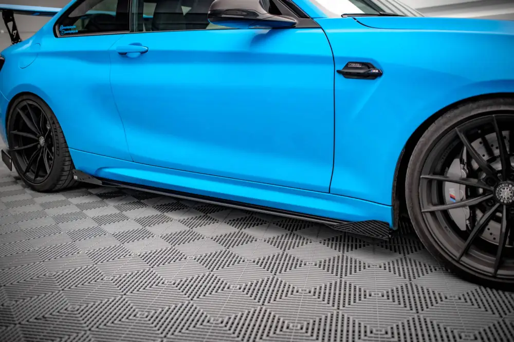 Nejprodávanější Maxton Design "Street Pro" difuzory pod boční prahy s křidélky pro BMW M2 F87, plast ABS bez povrchové úpravy
