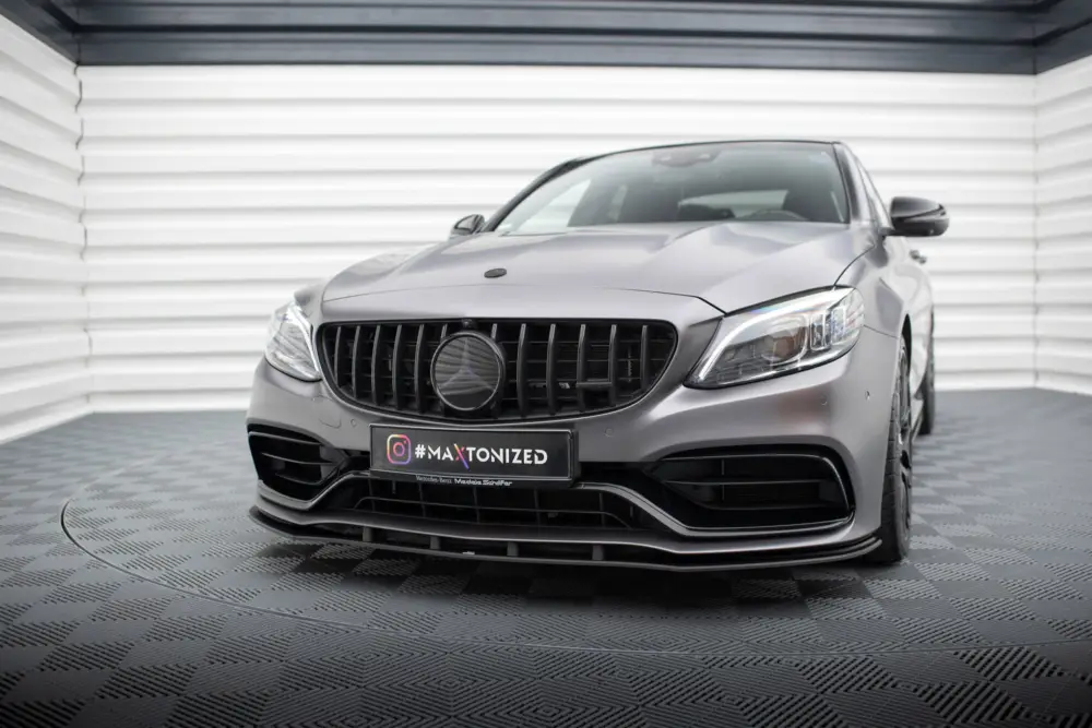 Zlevněný Maxton Design "Street Pro" spoiler pod přední nárazník pro Mercedes třída C W205 Facelift/63 AMG/Sedan/Estate, plast ABS bez povrchové úpravy, s červenou linkou