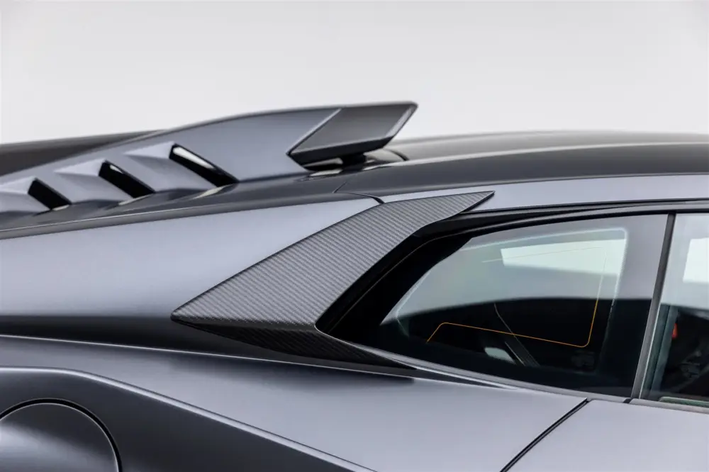Vorsteiner boční nasávače pro Lamborghini Huracan STO, r.v. 2021-, lesklý karbon Bezpečná Platba