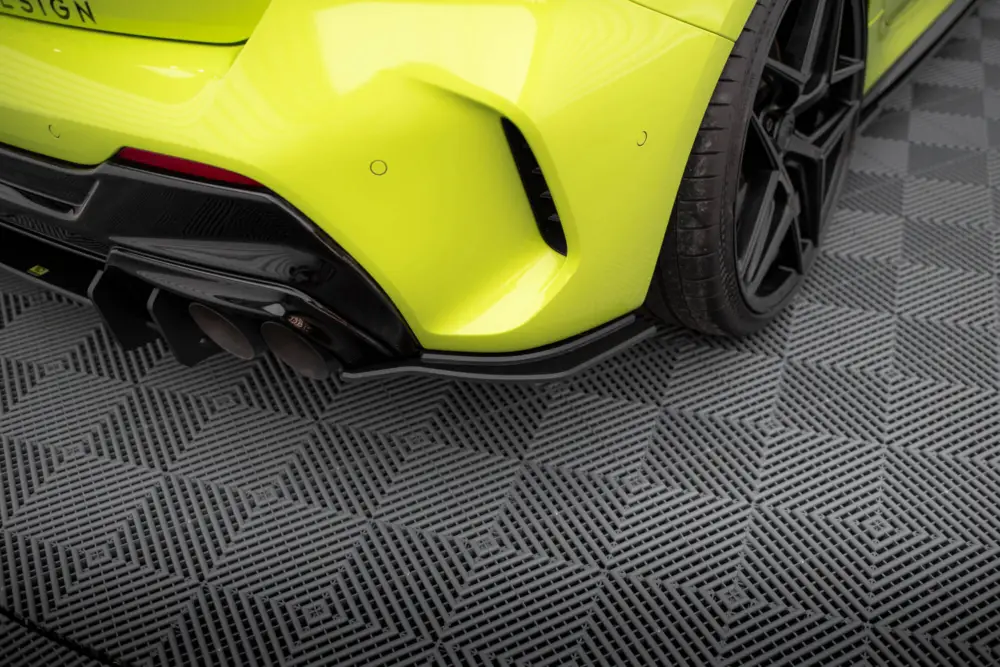 Výprodej Maxton Design "Street Pro" boční difuzory pod zadní nárazník v.2 pro BMW řada 1 F40, plast ABS bez povrchové úpravy, s červenou linkou, M-Pack / M135i