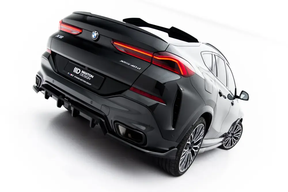 Maxton Design středový spoiler pod zadní nárazník s žebrováním v.2 pro BMW X6 G06 Facelift M-Pack, černý lesklý plast ABS Pouze Dnes