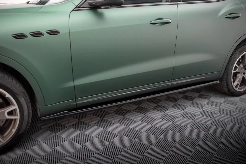 Maxton Design difuzory pod boční prahy pro Maserati Levante Mk1 Standard, černý lesklý plast ABS Ihned K Objednání