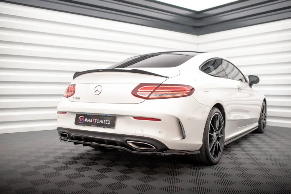 Maxton Design středový spoiler pod zadní nárazník s žebrováním pro Mercedes třída C W205 Facelift/AMG-Line/Coupe, černý lesklý plast ABS Novinka