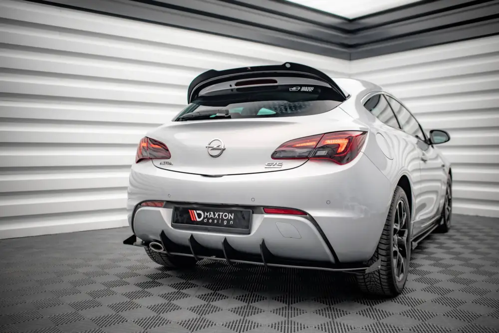 Maxton Design "Street pro" vložka zadního nárazníku s křidélky pro Opel Astra OPC J (Mk4), plast ABS bez povrchové úpravy, GTC, s červenou linkou Časově Omezené