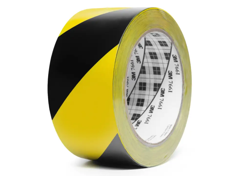Zlevněný 3M™ označovací PVC lepicí páska pro bezpečnostní značení 766i, 50 mm x 33 m, provedení černo-žlutá