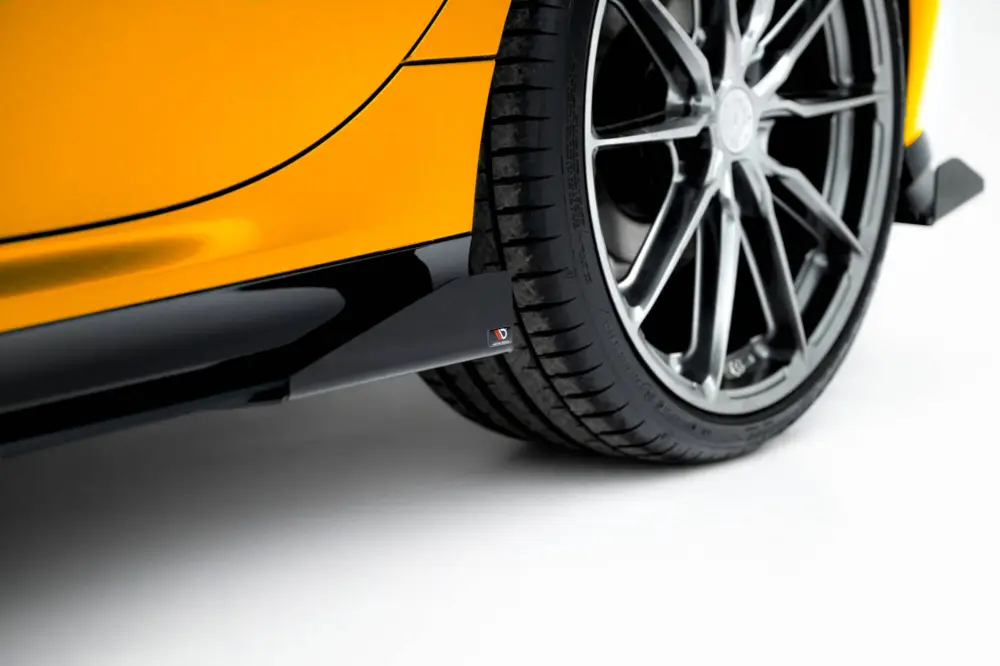 Finální Výprodej Maxton Design křidélka bočních difuzorů pro BMW řada 1 F70, plast ABS bez povrchové úpravy, M-pack
