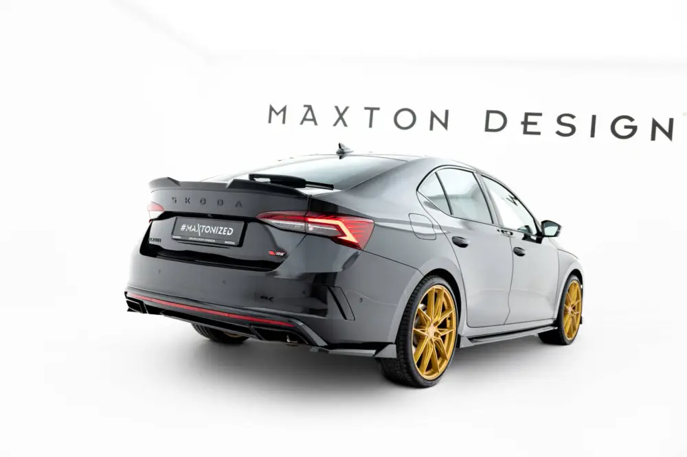 Maxton Design boční difuzory pod zadní nárazník ver.2 pro Škoda Octavia RS Mk4, Mk4 Facelift, černý lesklý plast ABS, Liftback / Combi Výprodej