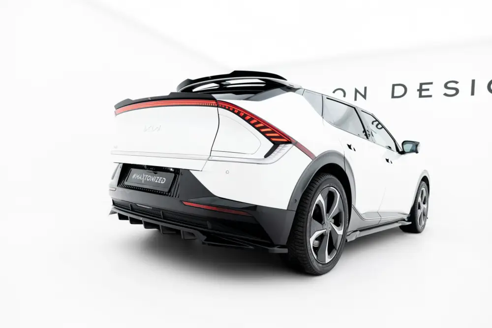 Top Prodej Maxton Design spoiler pod zadní nárazník s žebrováním pro Kia EV6 Mk1, černý lesklý plast ABS