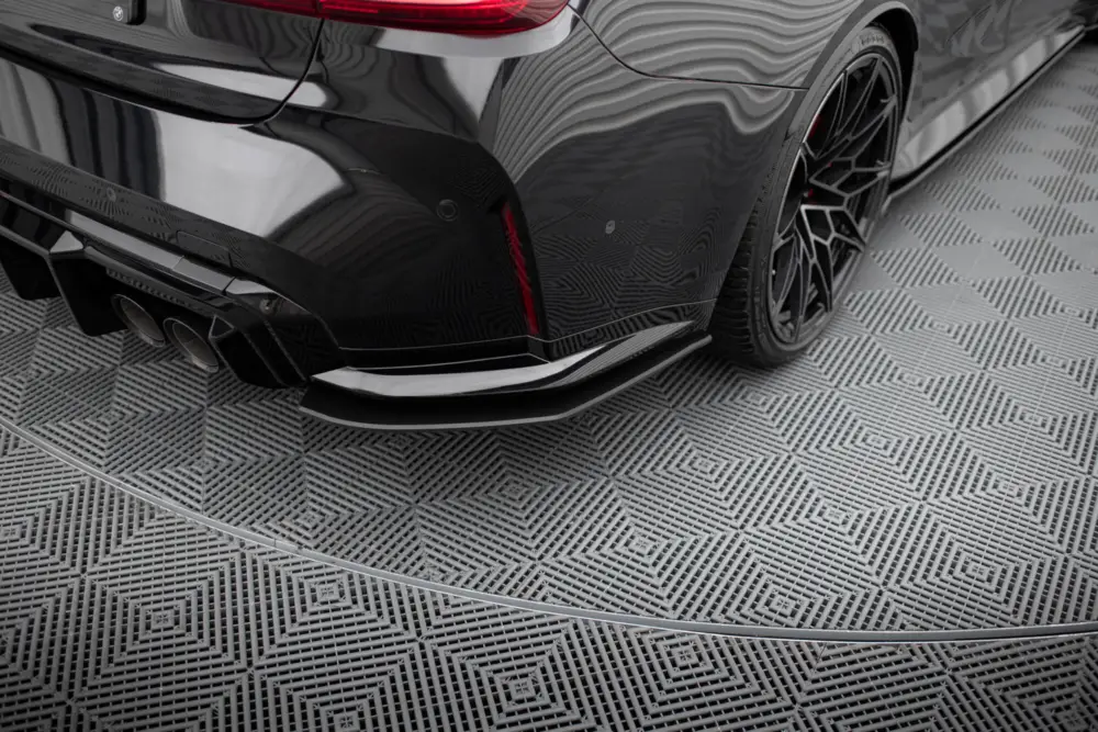 Maxton Design "Street Pro" boční difuzory pod zadní nárazník v.2 pro BMW M3 G80, plast ABS bez povrchové úpravy, s černou linkou Aktuální