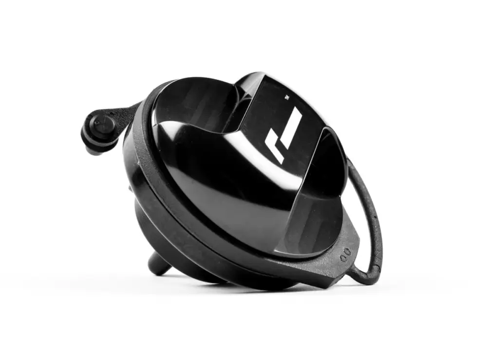 Racingline kovové víčko hrdla palivové nádrže pro Seat Leon III Cupra 5F 2014-2020, zatlačení + otočení Must-Have