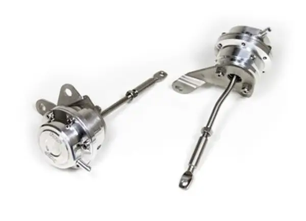 Forge Motorsport nastavitelný interní wastegate actuator pro Volvo S70 T5, r.v. 1997-1998, varinta tyčky rovná, provedení Membránové, pružina červená 20 psi Tovární Cena