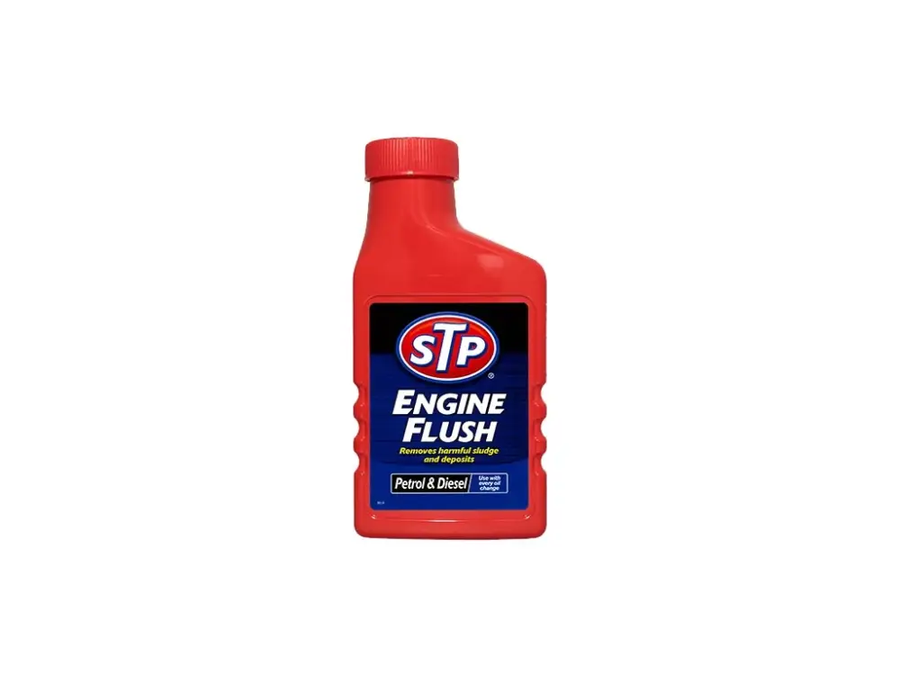 STP Engine Flush 300 0ml - Přípravek na přečištění motoru Finální Výprodej