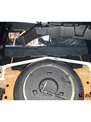 Rear Upper Strutbar Ultra Racing for Subaru Impreza WRX 4D 11+ Víkendová Akce