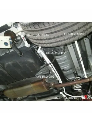 Časově Omezené Rear Lower Bar (1023) Ultra Racing for Toyota Alphard (AH20) 2.408-15/Alphard/Vellfre 3.5 08-15 2WD