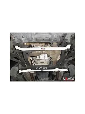 Front Brace Ultra Racing for Mercedes R-Class W251/W350 07+ 3.5 Kup Teď